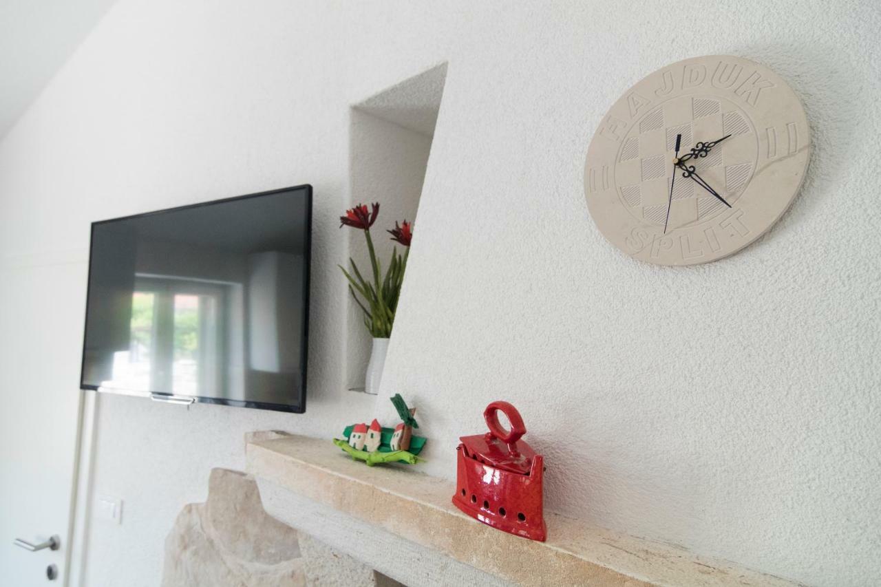 Studio Apartment Matoni Постіра Екстер'єр фото